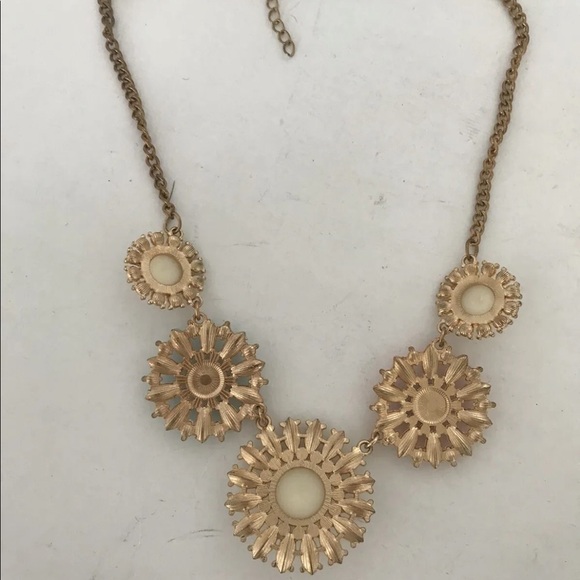 Pink, Blue & White Faux Diamond & Pearl Floral Statement Necklace - Picture 8 of 10